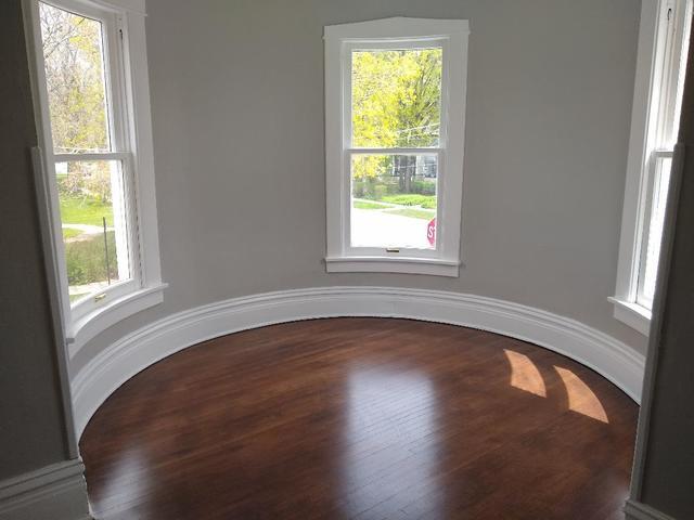 Foto del edificio - 472 N Spring St