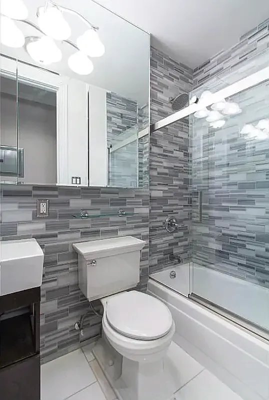 Foto del edificio - 290 W 12th St