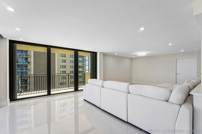 Foto del edificio - 5460 N Ocean Dr