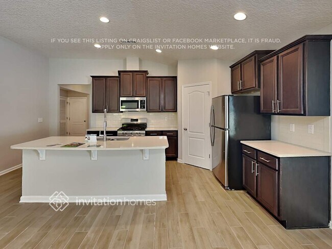 Foto del edificio - 243 Fox Water Trail