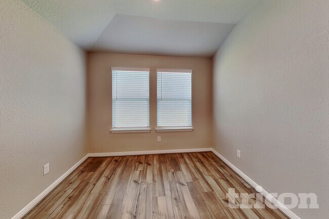 Foto del edificio - 13619 Emerson Wy
