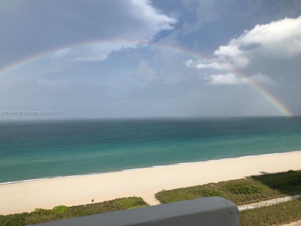Foto principal - 9273 Collins Ave