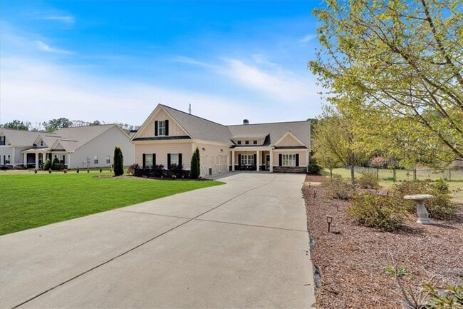 Building Photo - 2767 Camp Mitchell Rd