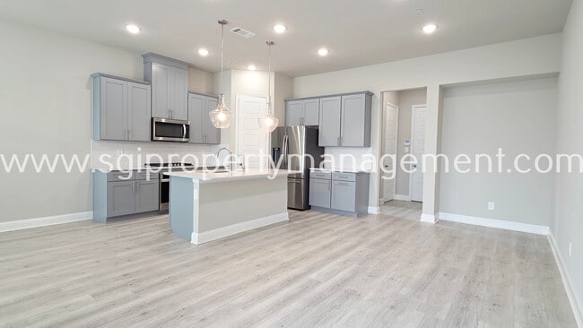 Foto del edificio - 12976 Rockham Ln