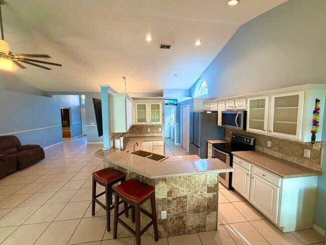 Foto del edificio - 2498 River Ridge Dr