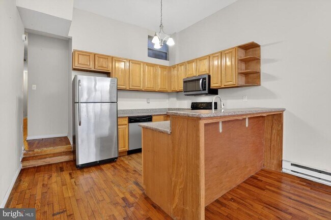 Foto del edificio - 339 W Girard Ave