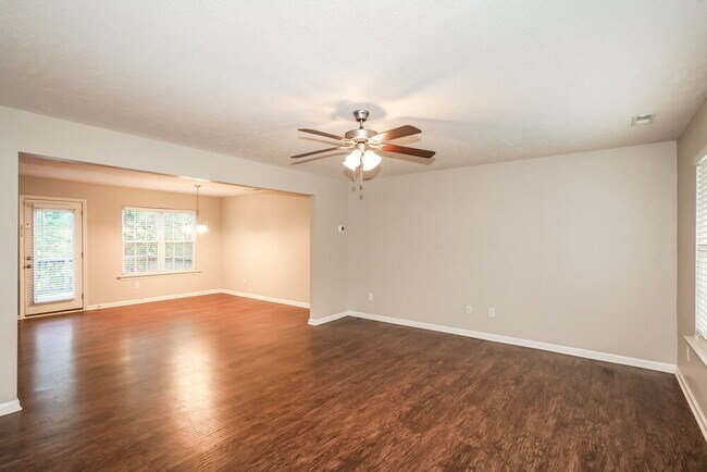 Building Photo - 642 Big Hurricane Dr