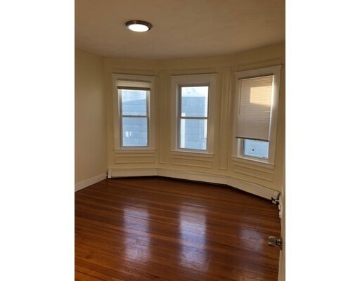 Foto del edificio - 23 Crowell St