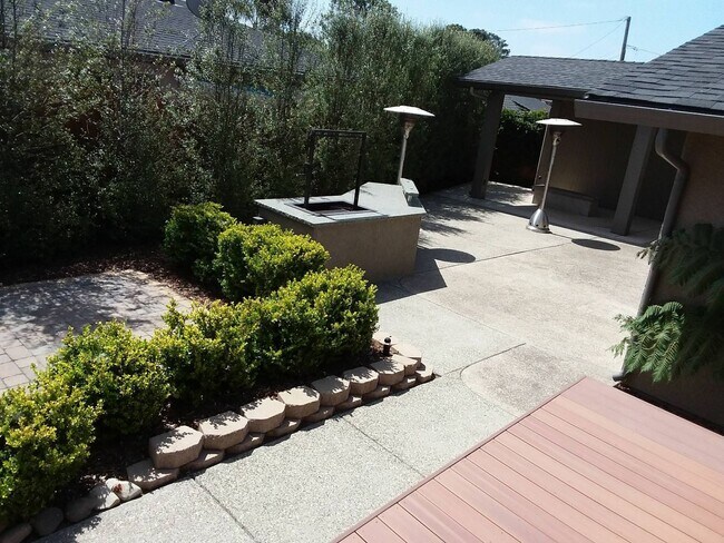 Foto del edificio - 3954 1064 Maple Street