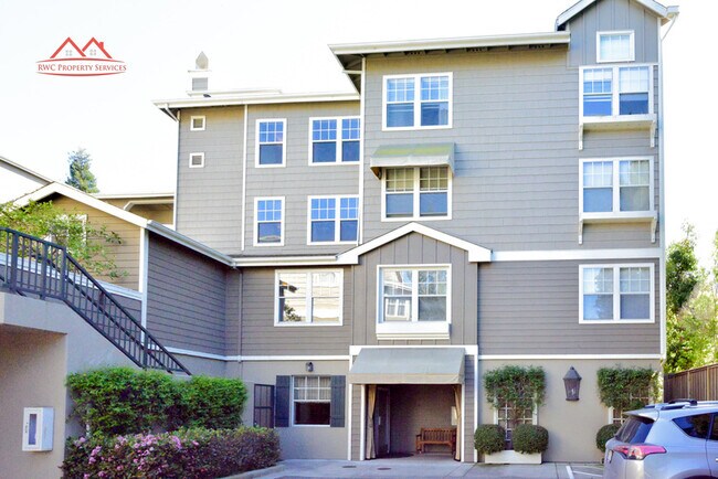 Building Photo - 2160 Santa Cruz Ave