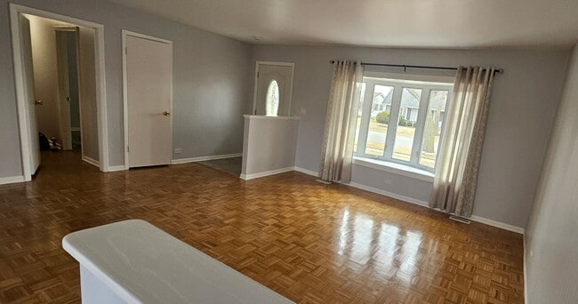 Building Photo - 266 Trowbridge Rd