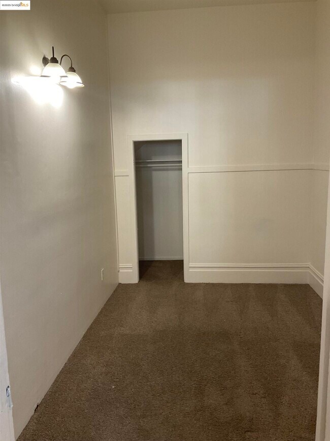 Foto del edificio - 512 E St