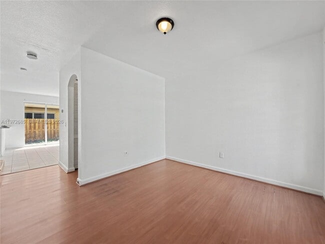 Foto del edificio - 12874 SW 134th St