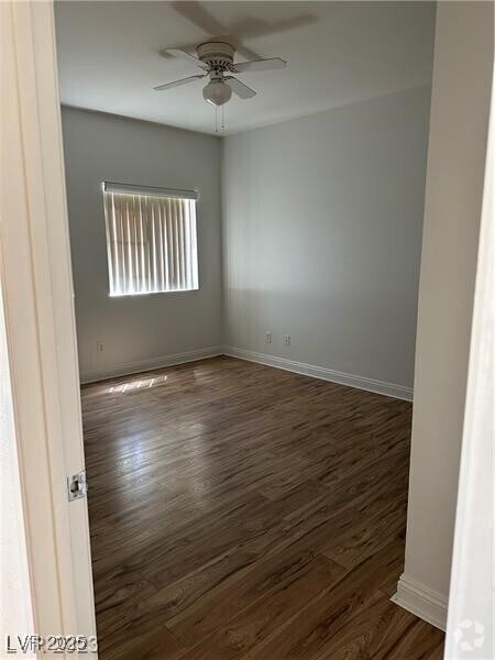 Building Photo - 5138 S Jones Blvd
