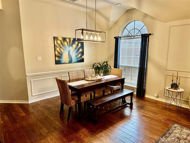 Foto del edificio - 2304 Ash Leaf Ln