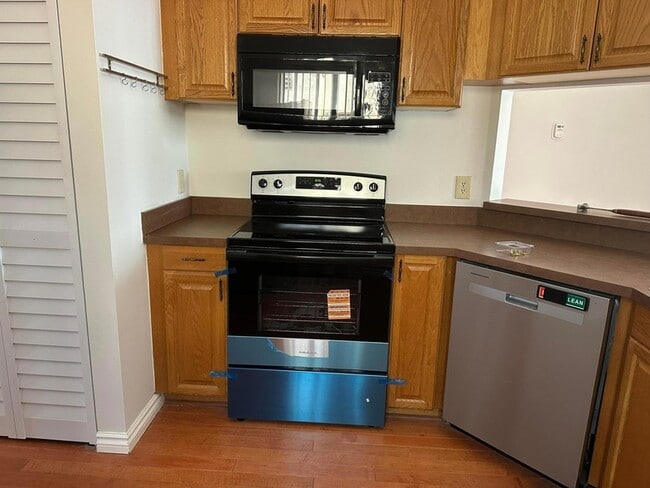 Foto del edificio - 21 Via de Casas Sur Via