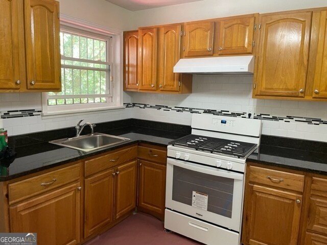 Building Photo - 672 Clifton Rd SE