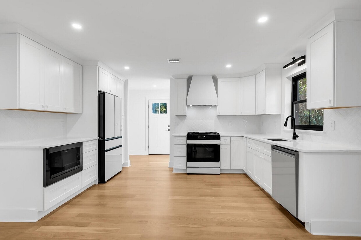 Foto principal - 514 River Rd