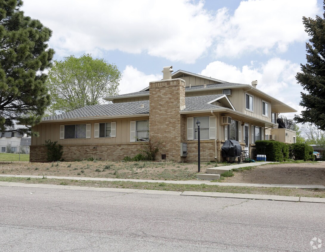 Foto principal - 4211 Forest Hill Rd