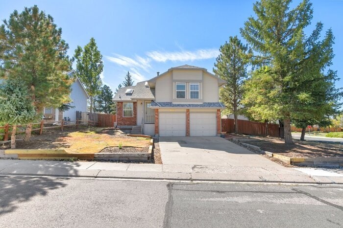 Primary Photo - 8143 Steadman Dr