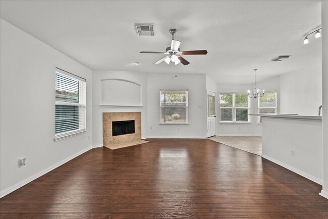 Building Photo - 202 Pebble Walk Ln