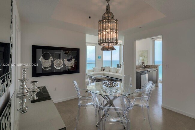 Foto del edificio - 6515 Collins Ave