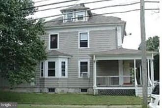 Building Photo - 201 Cleveland Ave