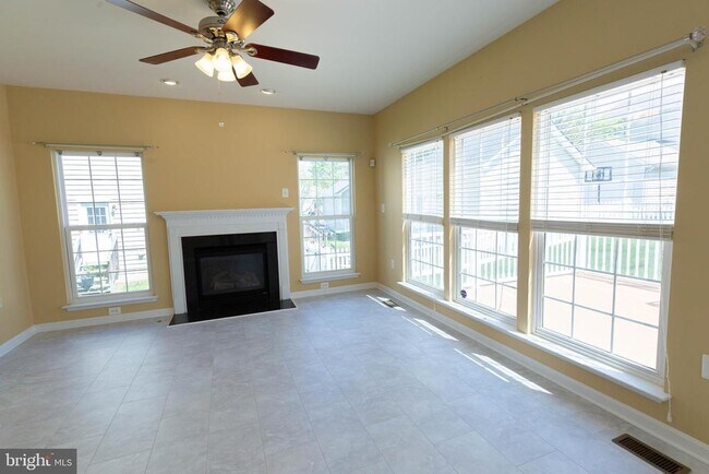 Foto del edificio - 341 Bullskin St