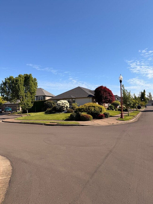 Foto del edificio - 3- Bedroom home in Hayden Bridge