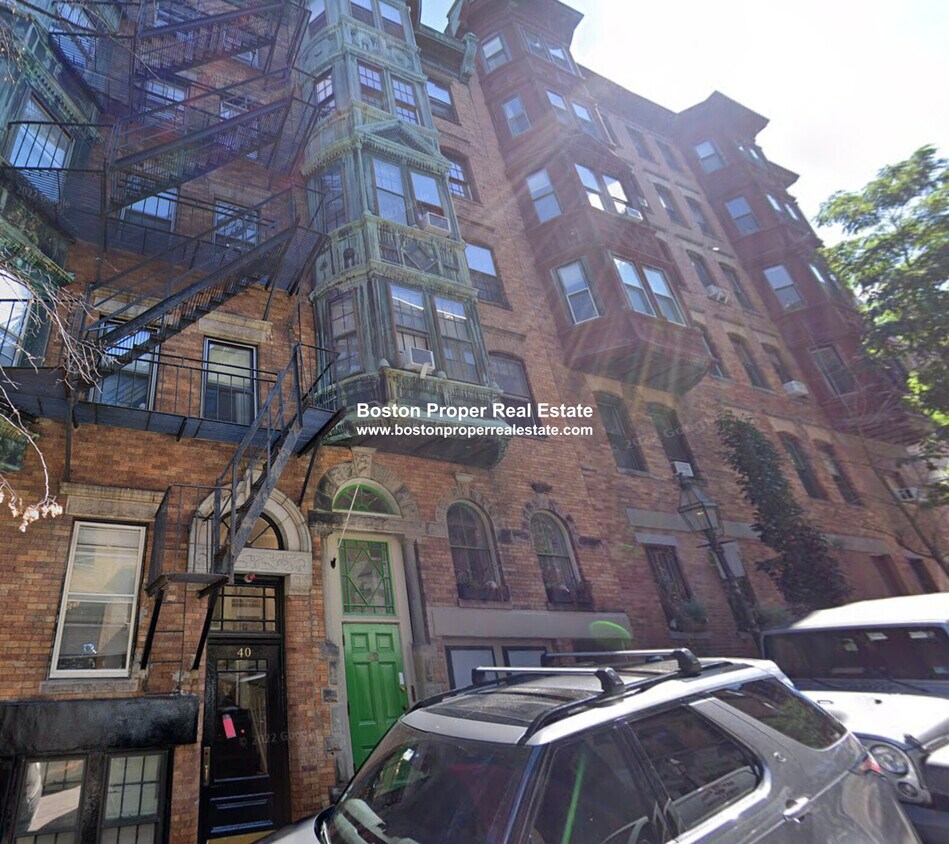 Building Photo - 46 Anderson St
