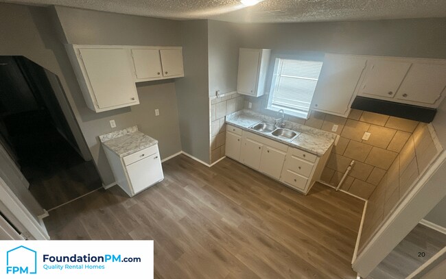 Foto del edificio - 1721 W Silver St