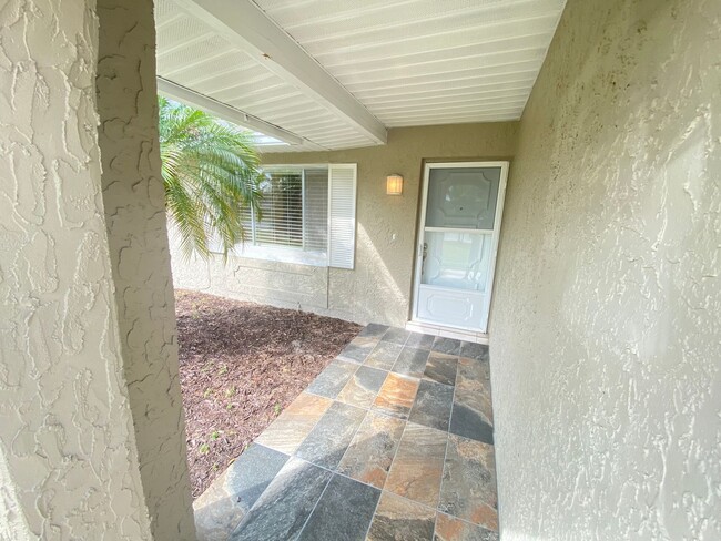 Foto del edificio - 3 Bed / 2 bath / 1 Car Garage Home with La...