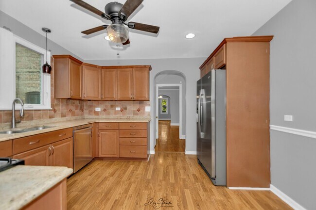 Foto del edificio - 10449 S Calumet Ave