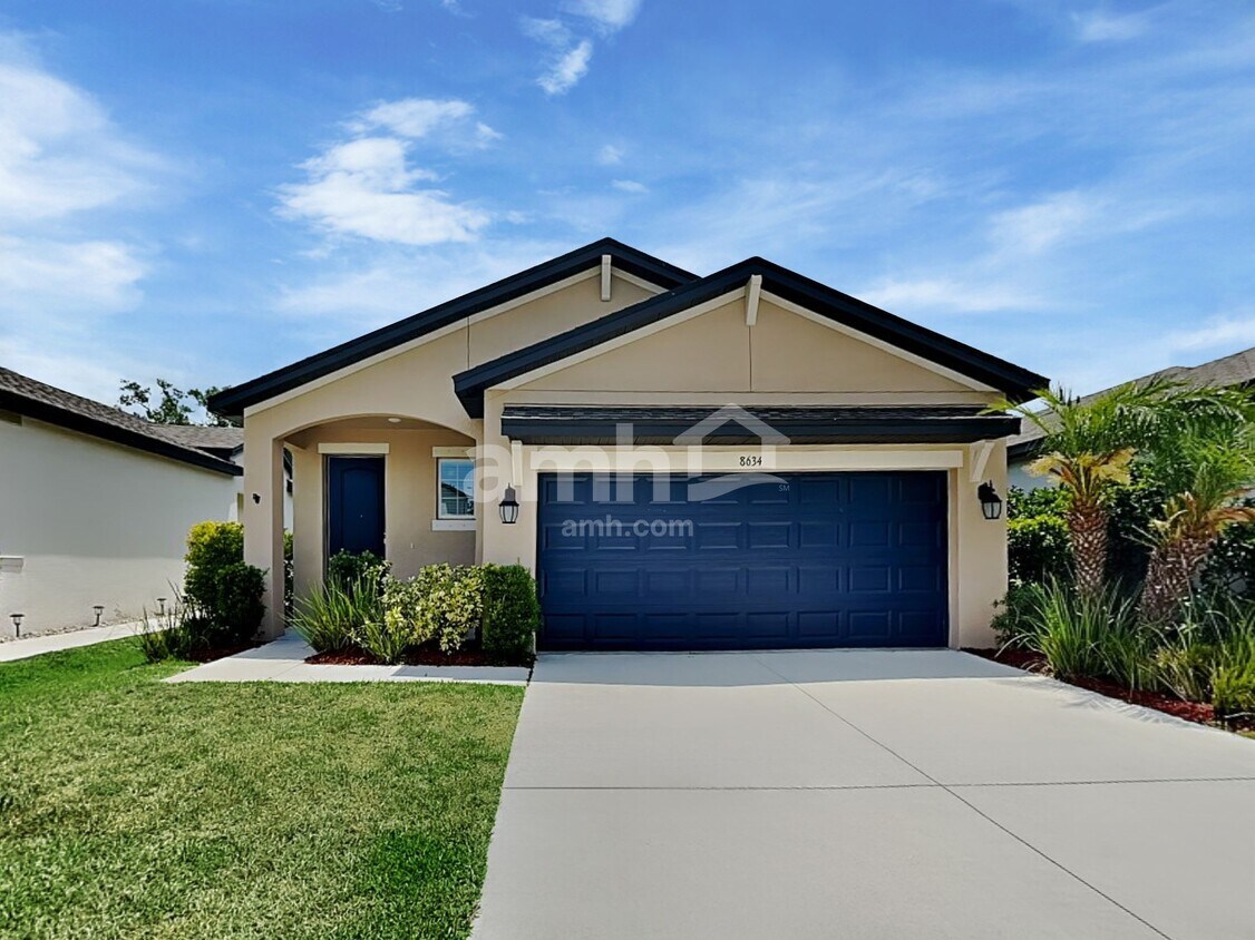 Foto principal - 8634 Firefly Pl