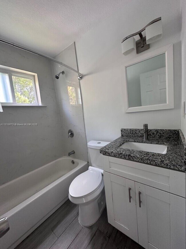 Foto del edificio - 69 NW 35th St