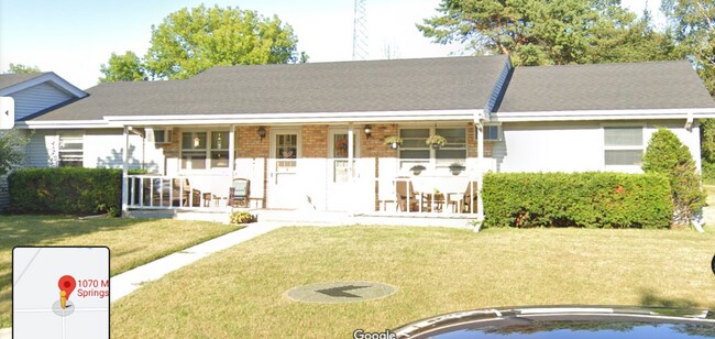 Building Photo - 1072 MINERAL SPRINGS DR