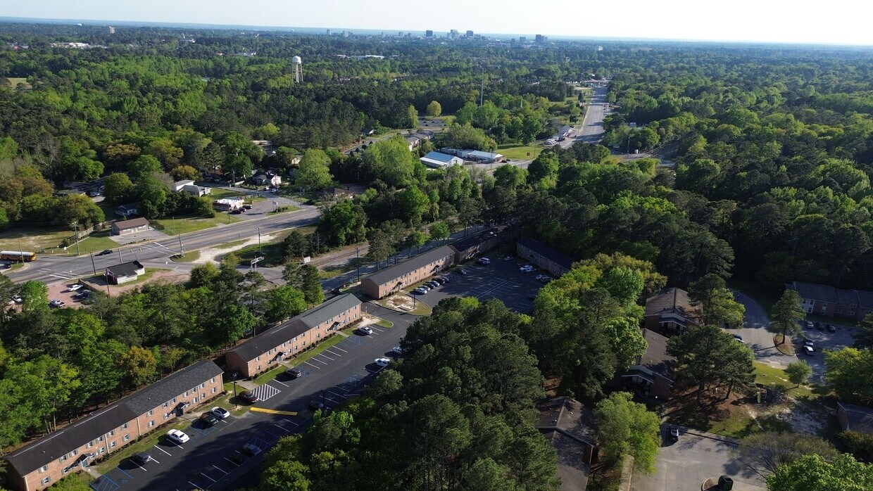 Foto principal - Discover Your Urban Oasis: Stunning 3BR Ap...