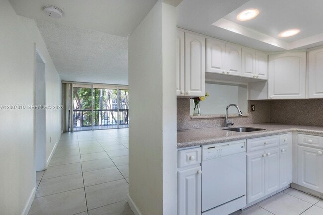 Photo - 10855 SW 112th Ave Apartment