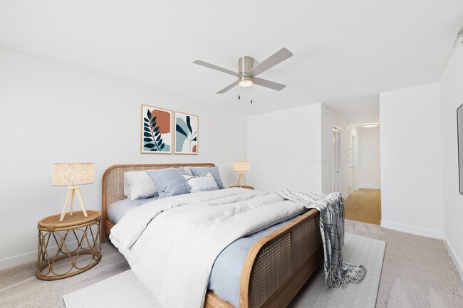 Building Photo - Mammoth Park Towers