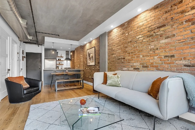 Foto del edificio - 150 Richardson St