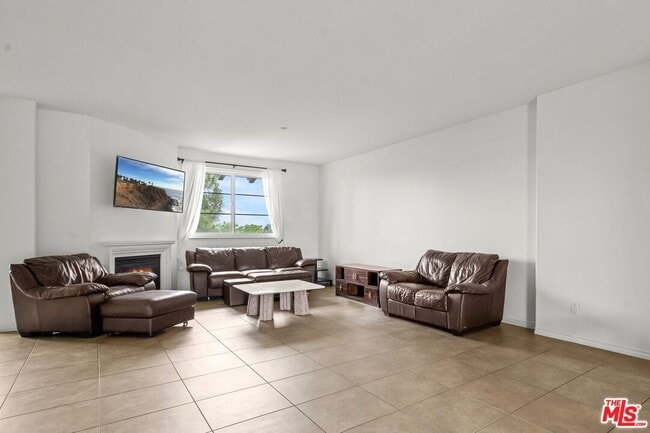 Building Photo - 13031 Villosa Pl