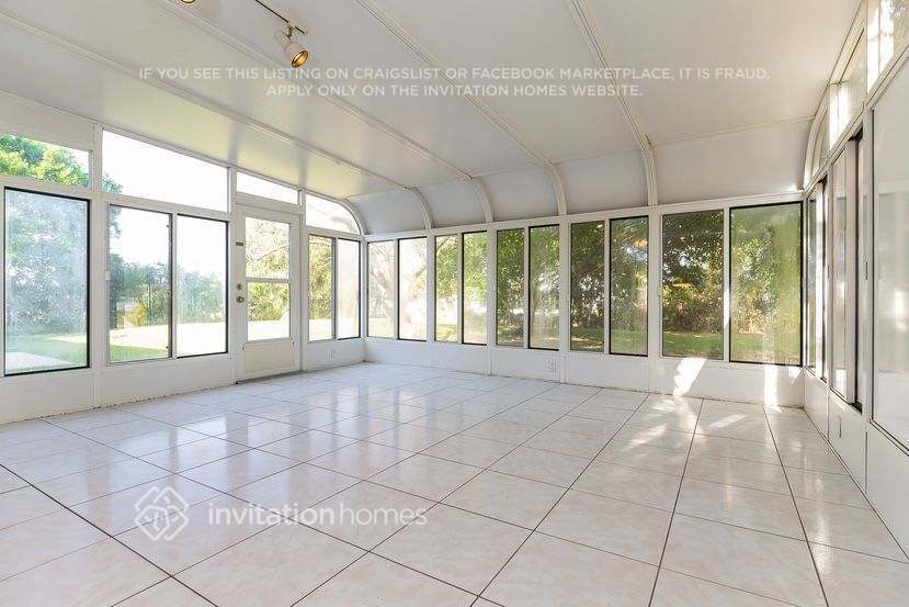 Foto del edificio - 3810 Country Rd