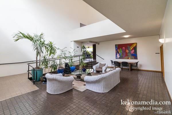Foto del edificio - 1088 Bishop St