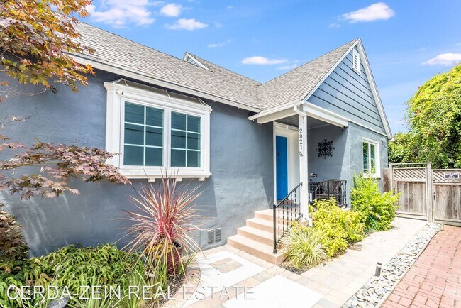 Foto del edificio - 2 br, 1.5 bath House - 2821 Windsor Drive