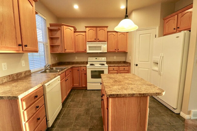 Building Photo - 14919 Ox Cart Ln