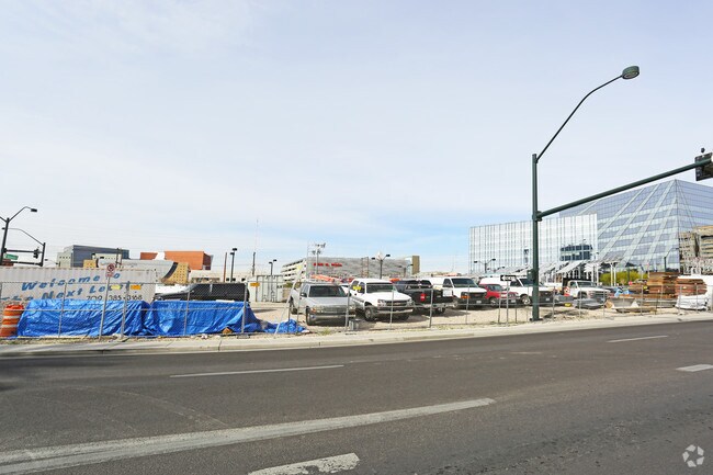 Building Photo - 511 S 1st St