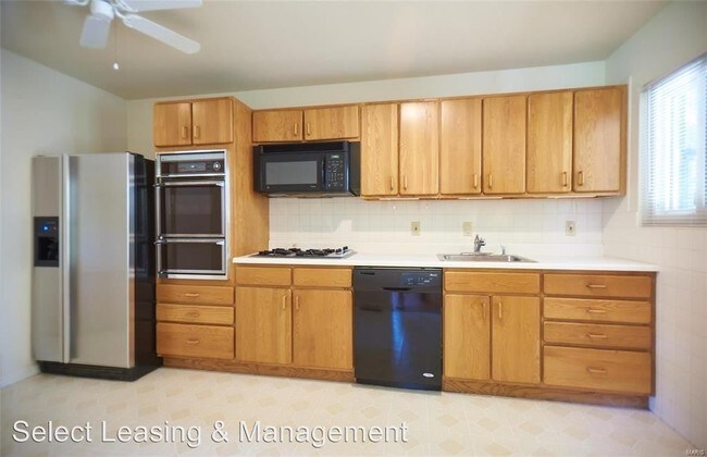 Building Photo - 3 br, 2 bath House - 1400 Paddock Drive
