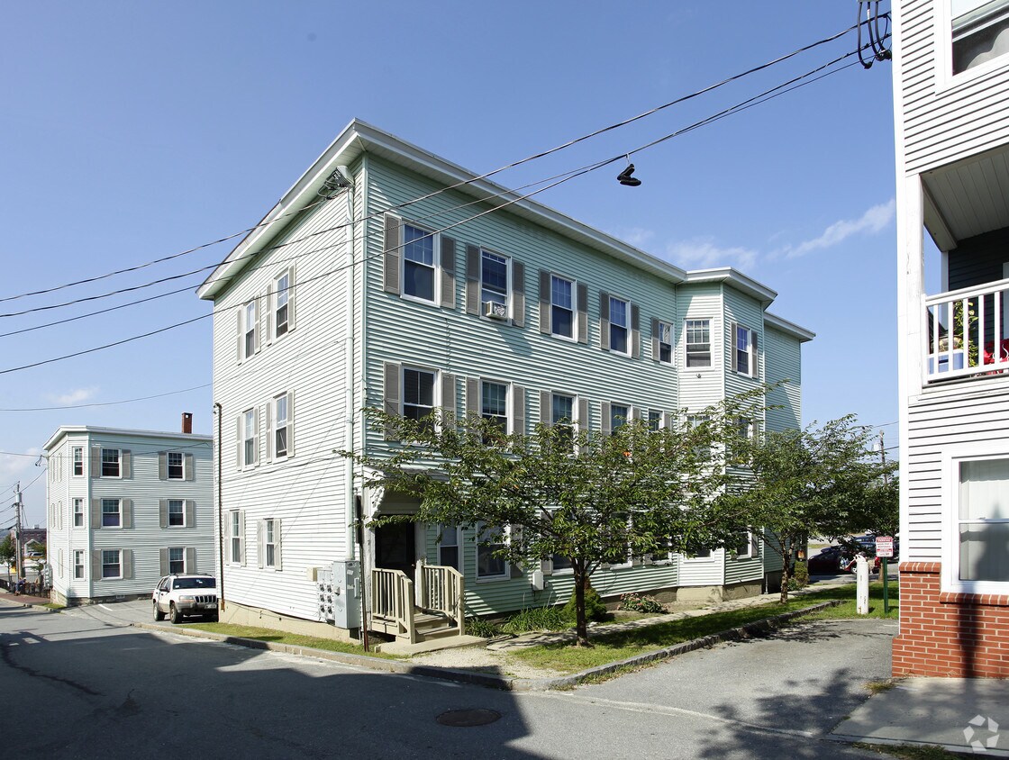 Primary Photo - 44 Myrtle St