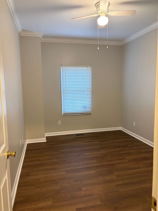 Foto del edificio - Price & Location!