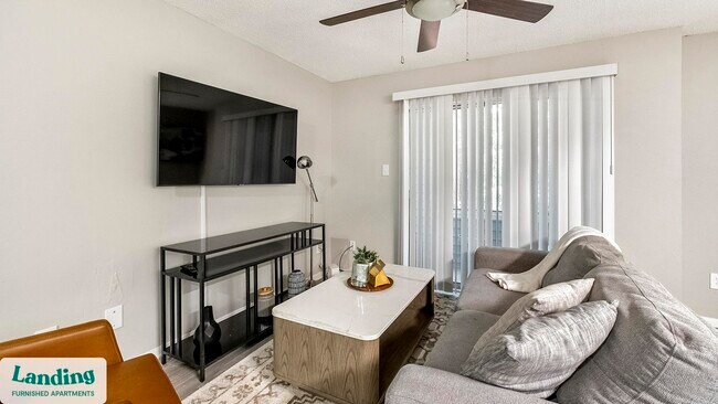 Foto del edificio - 934 Garden Walk Blvd